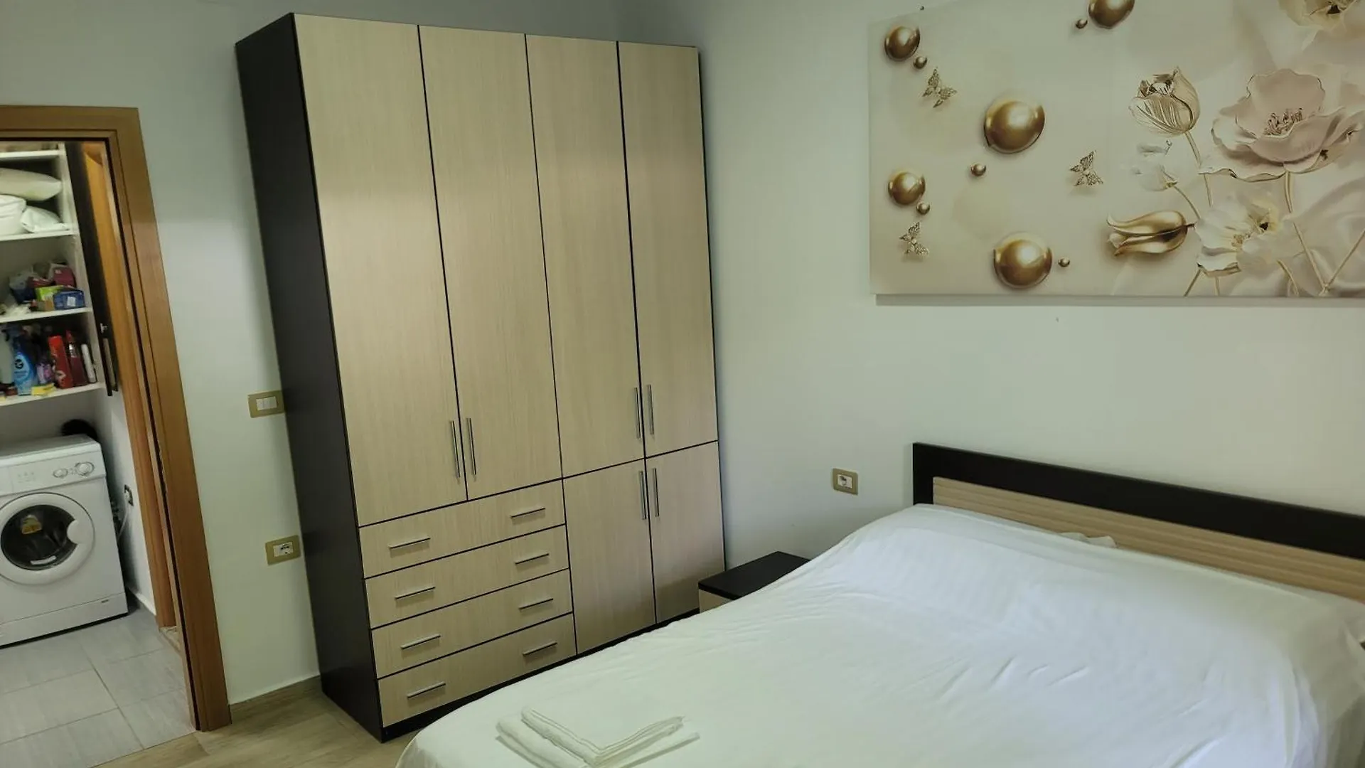 Newborn Apartment Dhermi With Pool